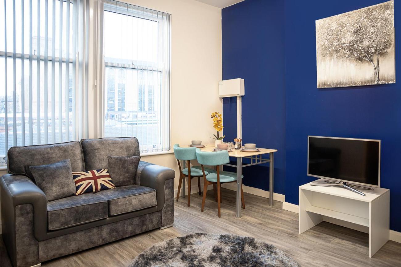 Betty'S Apartment- Metres From Train Station ฮาร์โรเกต ภายนอก รูปภาพ